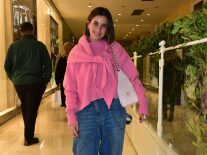 BUSE TERİM  DOSTLARIYLA AKŞAM YEMEĞİNDE