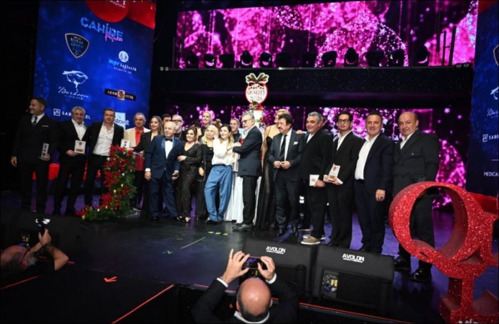 Yeni Yıl Partisi…